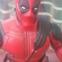 Екшън фигура на Deadpool 30 см,нова, снимка 2 - Колекции - 36748316