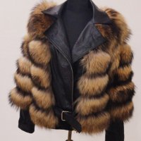 Дамско луксозно палто с лисица код 73, снимка 1 - Палта, манта - 31124446