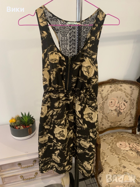 Красива рокля в размер S, снимка 1