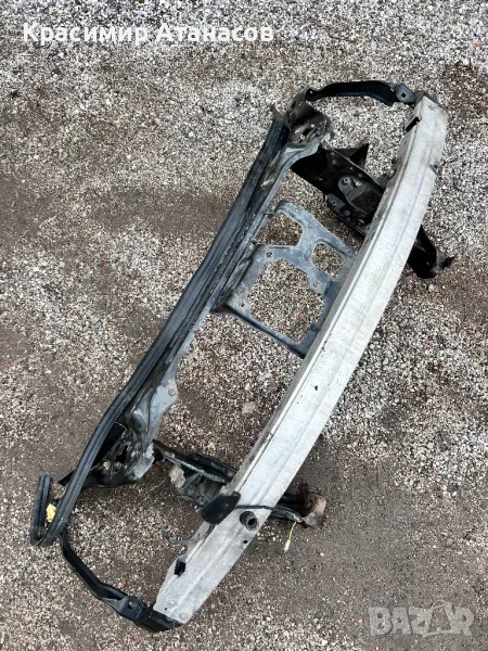 Маска очиларка основа предна броня за Мерцедес CLS. W219.седан.2007г, снимка 1