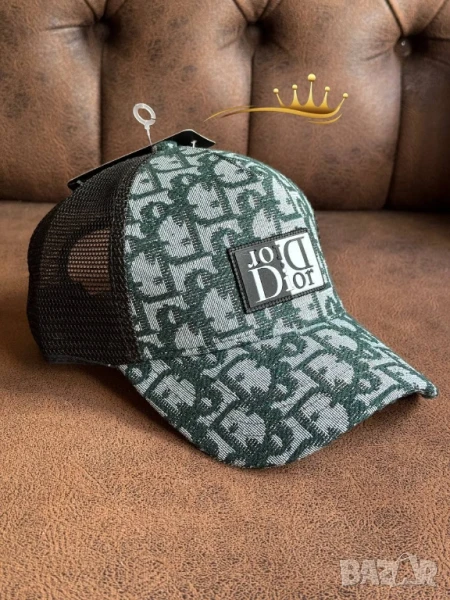 шапки с козирка christian dior , снимка 1