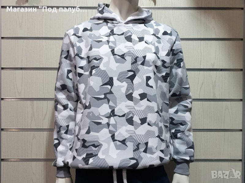 Нов мъжки камуфлажен суичър с качулка, снимка 1