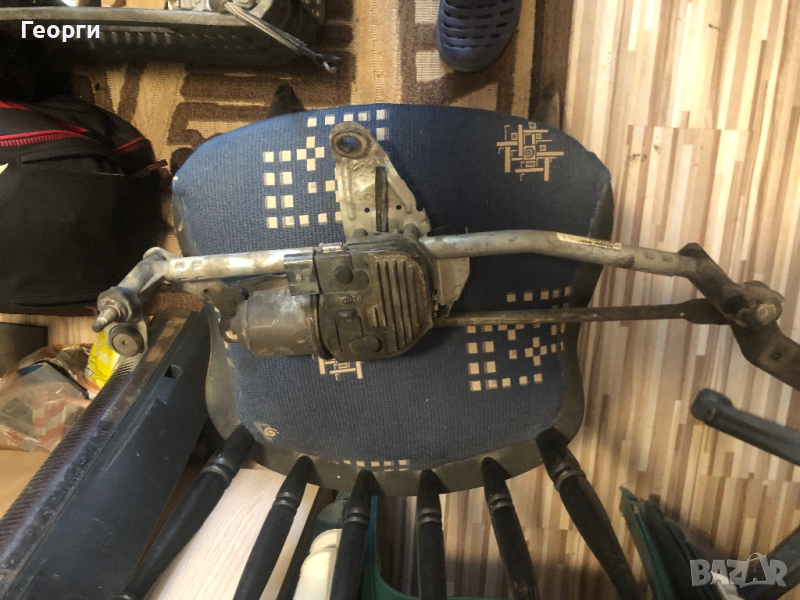 Моторче с раменете за предните чистачки за vw  пасат б6, снимка 1