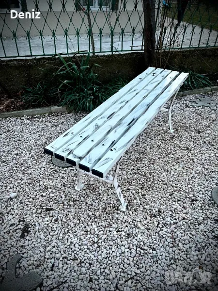 Градинска пейка с метални профили, снимка 1
