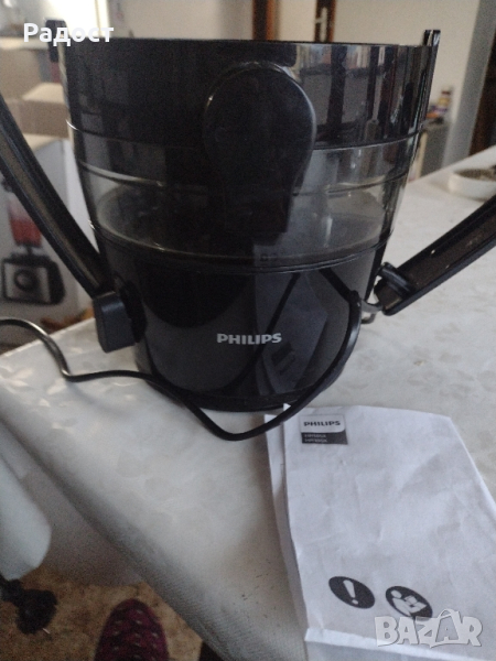Сокоизтисквачка PHILLIPS HR185X на части, снимка 1