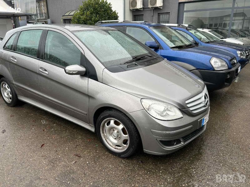На части Mercedes B Class W245 2.0CDI Автомат Мерцедес , снимка 1