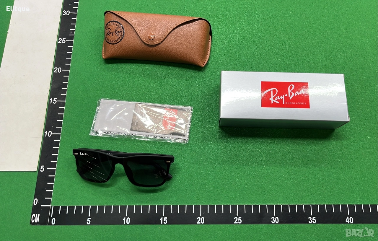 очила с черен обикновен калъф и Ув защита ray ban , снимка 1