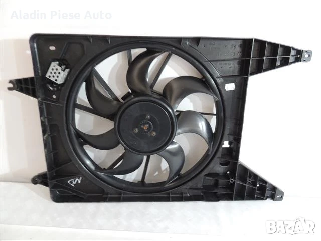 Вентилатор за охлаждане на Dacia Sandero код 8200765566 , снимка 1