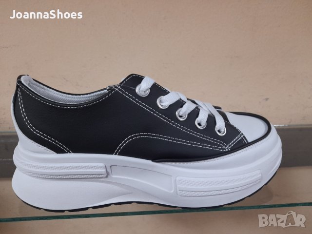 Дамски маратонки код.34