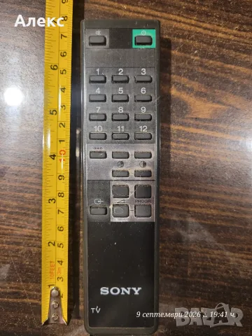 дистанционно управление Sony  Trinitron от 90-те години.