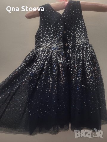 Детска рокля с паети с марка H&M, снимка 2 - Детски рокли и поли - 42482412