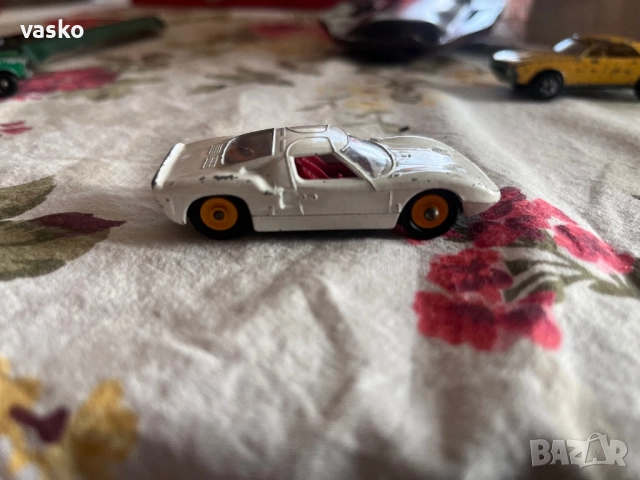 Английски Мачбокс-тесните гуми, снимка 3 - Колекции - 52545589