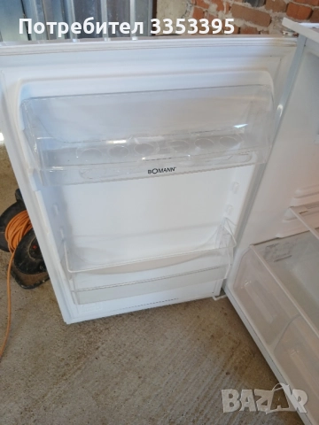 Малък хладилник с горна камера може и за вграждане. , снимка 6 - Хладилници - 52107589