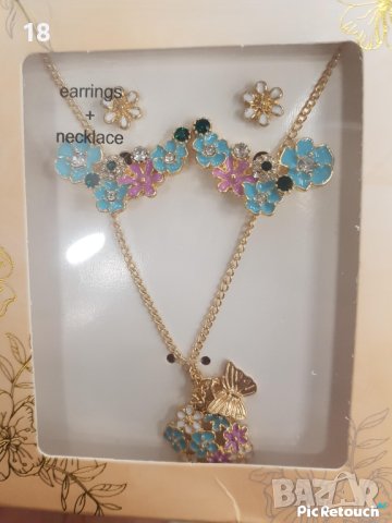 Обеци и колие, снимка 3 - Бижутерийни комплекти - 40804680