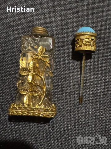 Старо шишенце за парфюм, снимка 2 - Антикварни и старинни предмети - 52457558