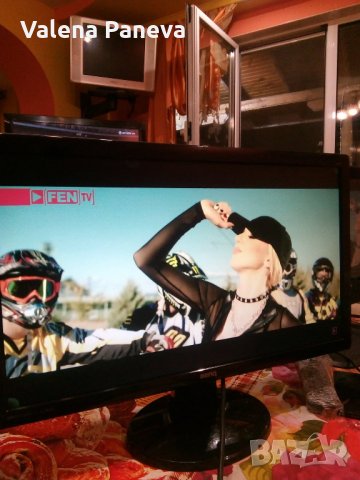  LED Монитор BenQ, снимка 18 - Монитори - 29772069