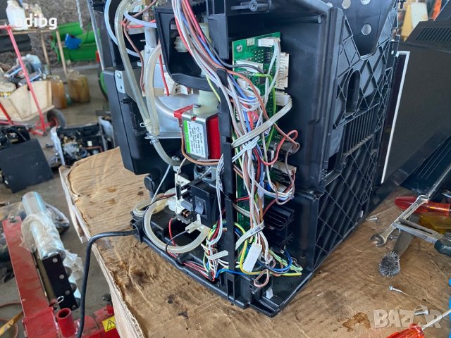 №13 Евтини Части - Delonghi Perfecta Capuccino ESAM5500.S, снимка 7 - Кафемашини - 44149803