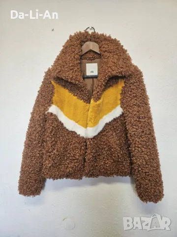 Късо дамско палто River Island