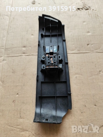 Ел бутон за предно дясно стъкло от Honda jazz , снимка 2 - Части - 53128462