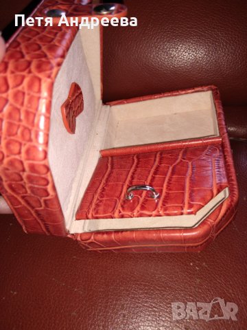 Кутия за бижута облицована с червена еко кожа, снимка 3 - Други - 40272595