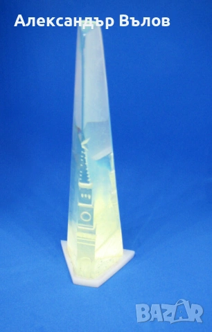 Стар Сувенир Кремъл Спаска кула Луцит, снимка 5 - Колекции - 53118407