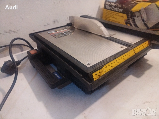 Машина за водно рязане на плочи, фаянс, теракот, гранитогрес. Комплект с водач. Максимален срез висо