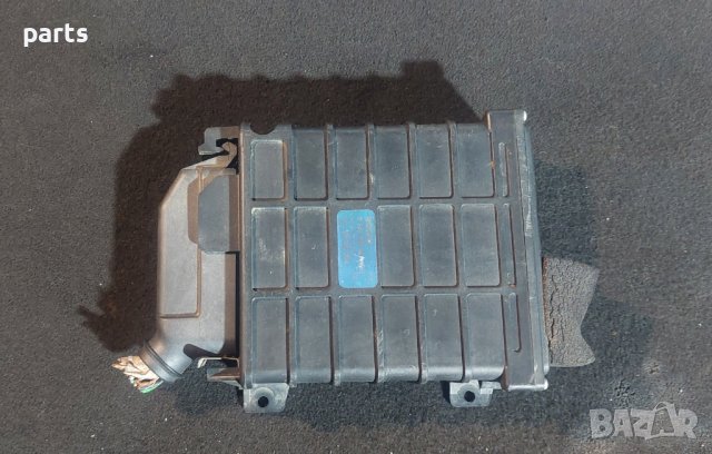 Компютър Двигател VW Голф 2 - Джета - Ауди 80 - 0280800104 - 811906264 N, снимка 2 - Части - 44217410