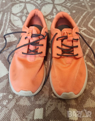 Оригинални дамски маратонки Nike, снимка 7 - Маратонки - 54137699