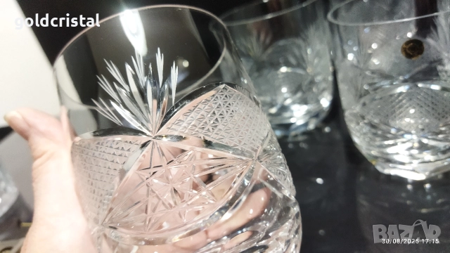 Кристални чаши , снимка 5 - Антикварни и старинни предмети - 37412458