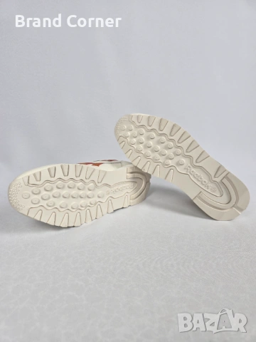 Нови дамски обувки Reebok Classic - №37.5, снимка 5 - Маратонки - 54291848