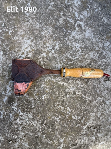 Продавам голям поялник