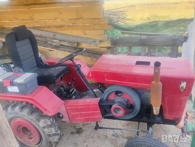 Продавам трактор 