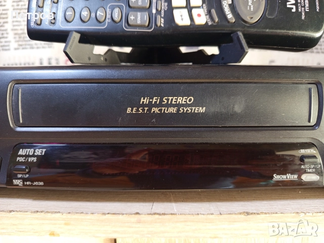 Видео "JVC"HR-J638E (Hi-Fi) Stereo, снимка 4 - Плейъри, домашно кино, прожектори - 52790096