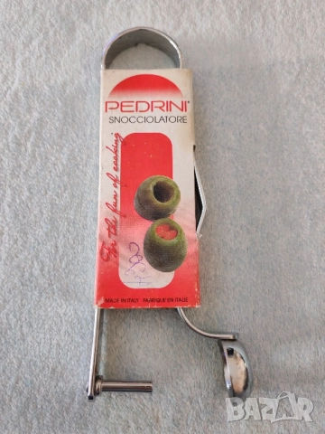 Уред за вадене на костилките на маслини, череши. 