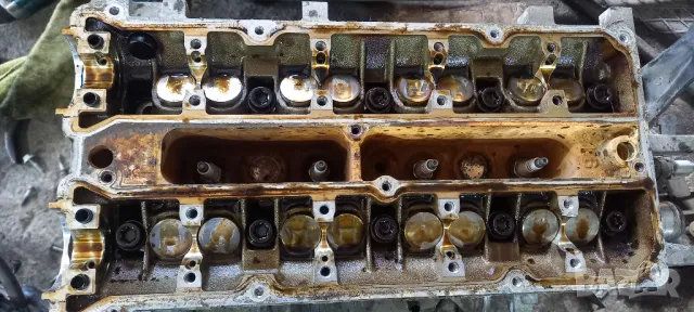 Цилиндрова глава Ford Focus II 1.6 бензин, снимка 4 - Части - 49190516