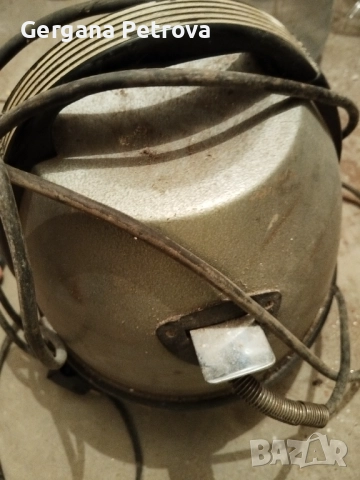 Ретро прахосмукачка Venta, снимка 2 - Антикварни и старинни предмети - 52070670