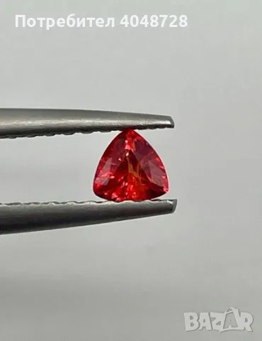 Естествен инвестиционен сапфир 0.37ct.- Мадагаскар, снимка 1 - Други - 48983052