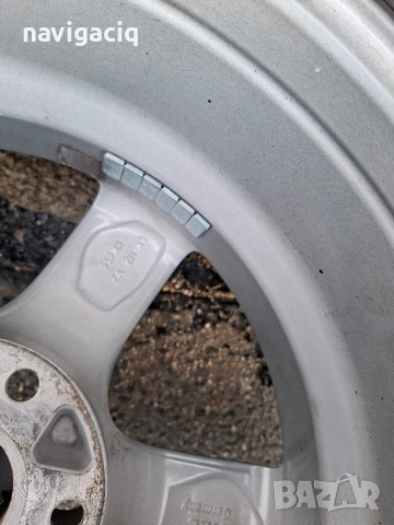 зимни гуми bridgestone 7,5-8 mm грайфер дот 22 год.гумите са в много добро състояние , снимка 4 - Гуми и джанти - 53328333