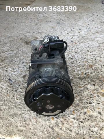 Компресор климатик за Ауди а6 ц5, снимка 2 - Части - 51060346