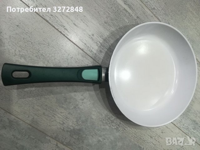 Тиган със сваляща се дръжка CERAFIT®, снимка 4 - Съдове за готвене - 39631456