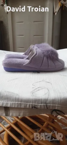 Дамски пантофи за дома