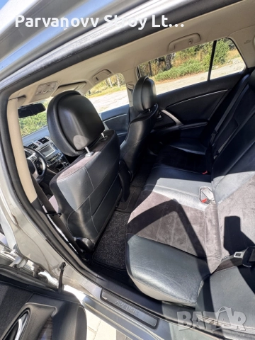 Toyota Avensis D-4D 2.0 diesel , снимка 13 - Автомобили и джипове - 56338056