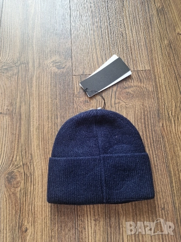 Страхотни зимни шапки STONE ISLAND HUGO BOSS C.P. COMPANY един размер , снимка 3 - Шапки - 52827903