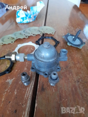 Стара бензинова помпа #3, снимка 3 - Други ценни предмети - 53904175