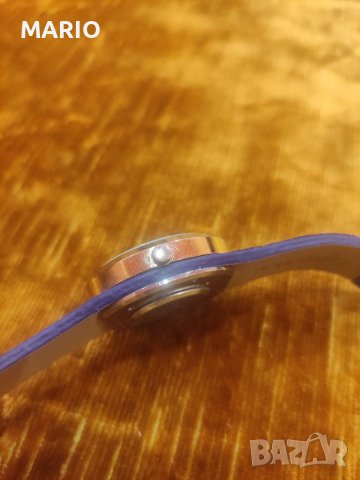 Продавам часовник , снимка 4 - Дамски - 37751840