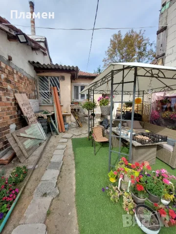 Къща за продан в пловдив, снимка 16 - Къщи - 56449102