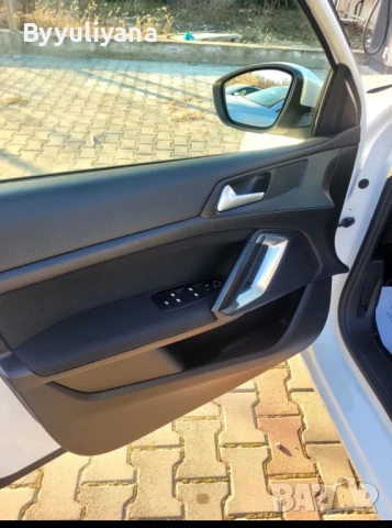 Peugeot 308, 2015г., снимка 6 - Автомобили и джипове - 51102292