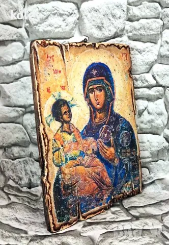 Реплика на стара кона на света Богородица с Младенеца, липа 25/18, снимка 3 - Икони - 48545252