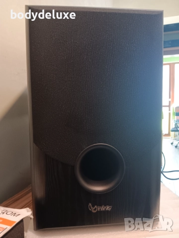 infinity Alpha Sub активен суббуфер