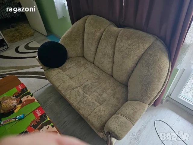 продавам холова гарнитура , снимка 4 - Дивани и мека мебел - 49868357